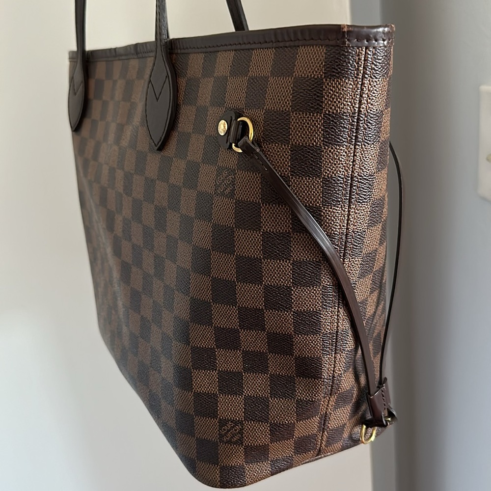 Louis Vuitton MM Neverfull - Picture 6 of 14
